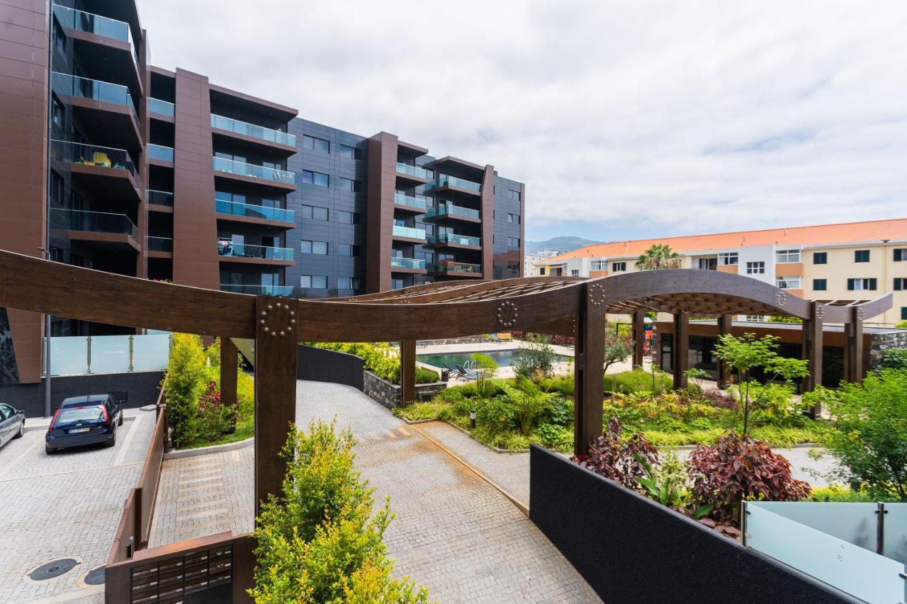 Appartement Flh Balcony Flat With Pool *
